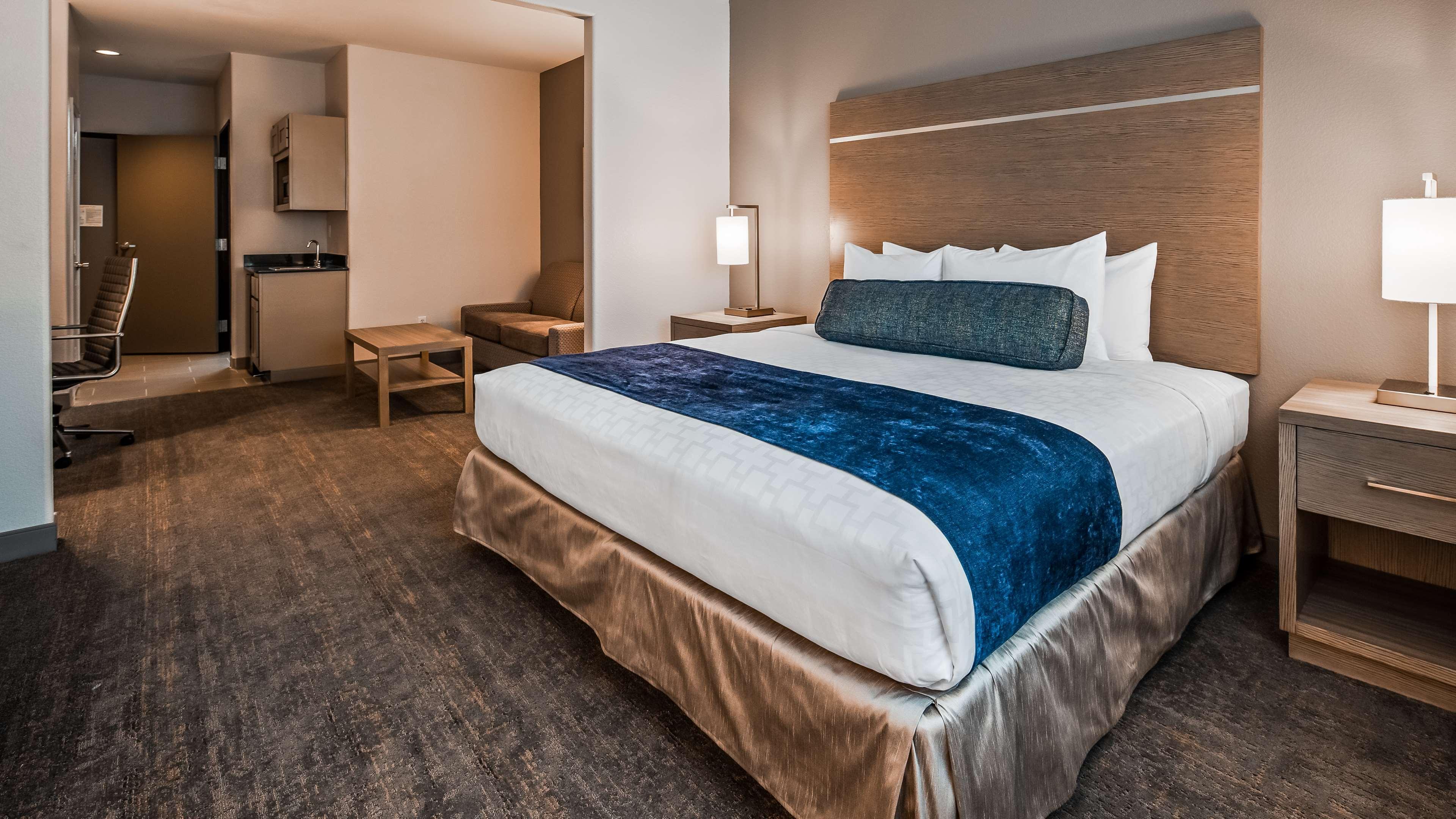 Best Western Plus Killeen - Fort Cavazos Hotel & Suites Екстериор снимка