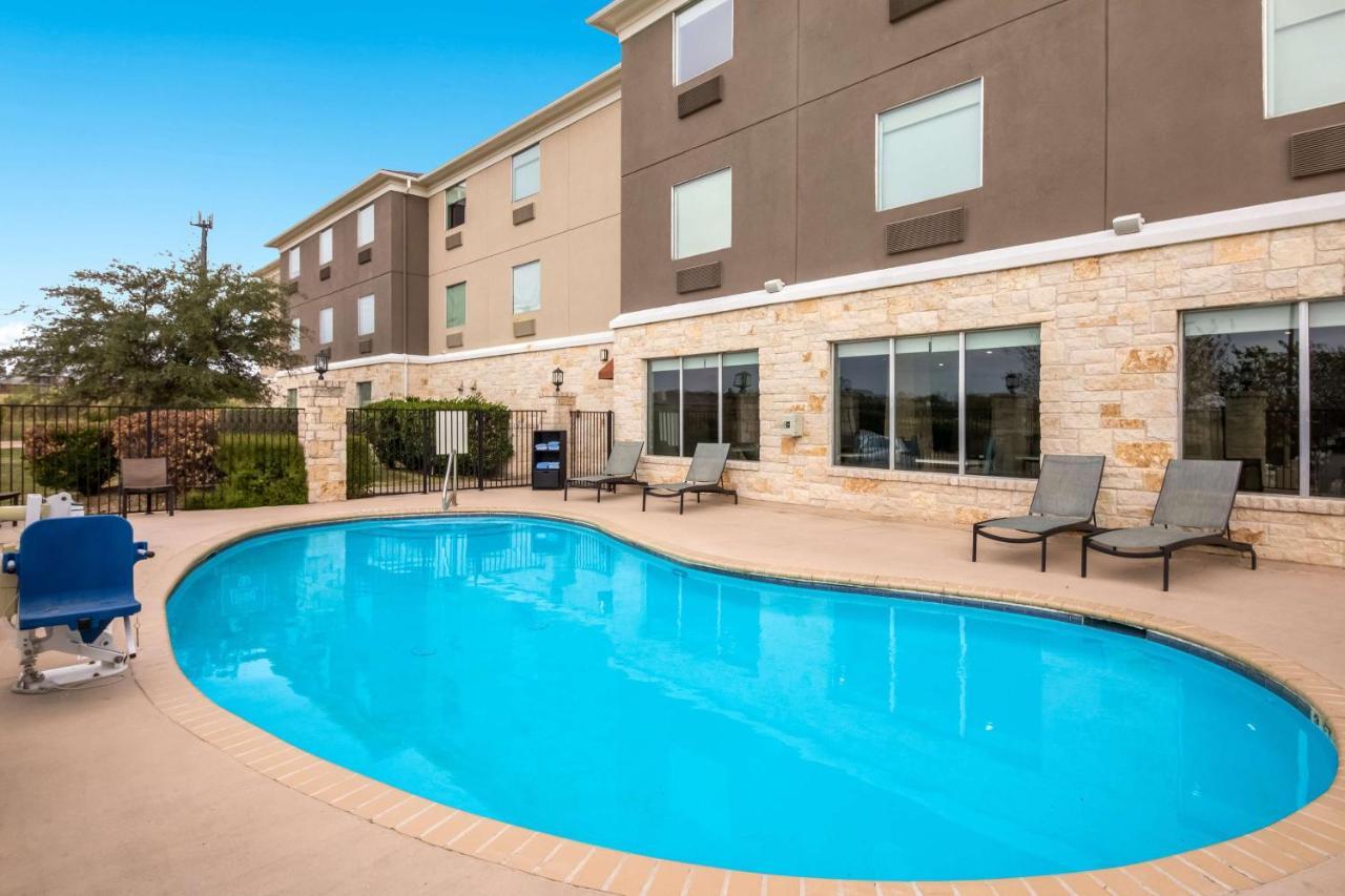 Best Western Plus Killeen - Fort Cavazos Hotel & Suites Екстериор снимка